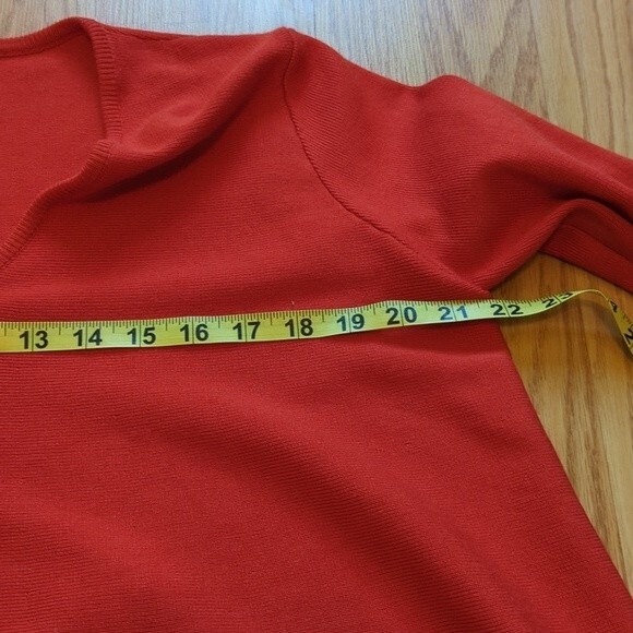 Compania Fantastica Mod Cloth Boxy Oversized Red V-Neck Sweater Size Medium - Picture 5 of 7